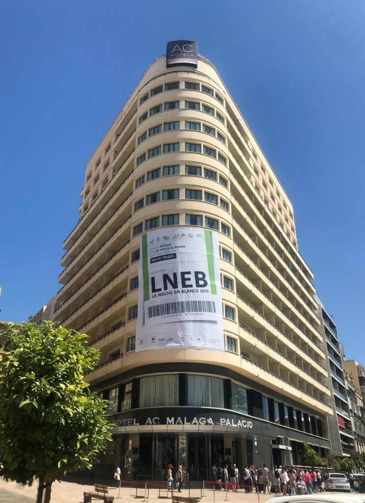 Cartel La Noche en Blanco - Lona Hotel Ac Málaga